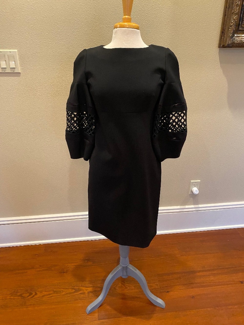 Carolina Herrera Balloon sleeve w laser cut design black 8